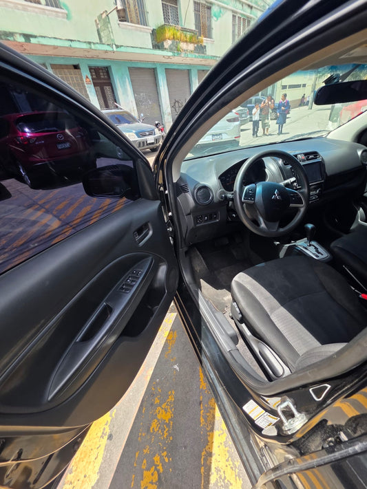 MITSUBISHI MIRAGE G4 2023