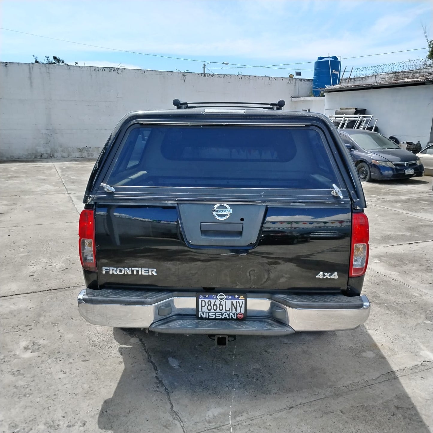 NISSAN FRONTIER LE 4WD 2006
