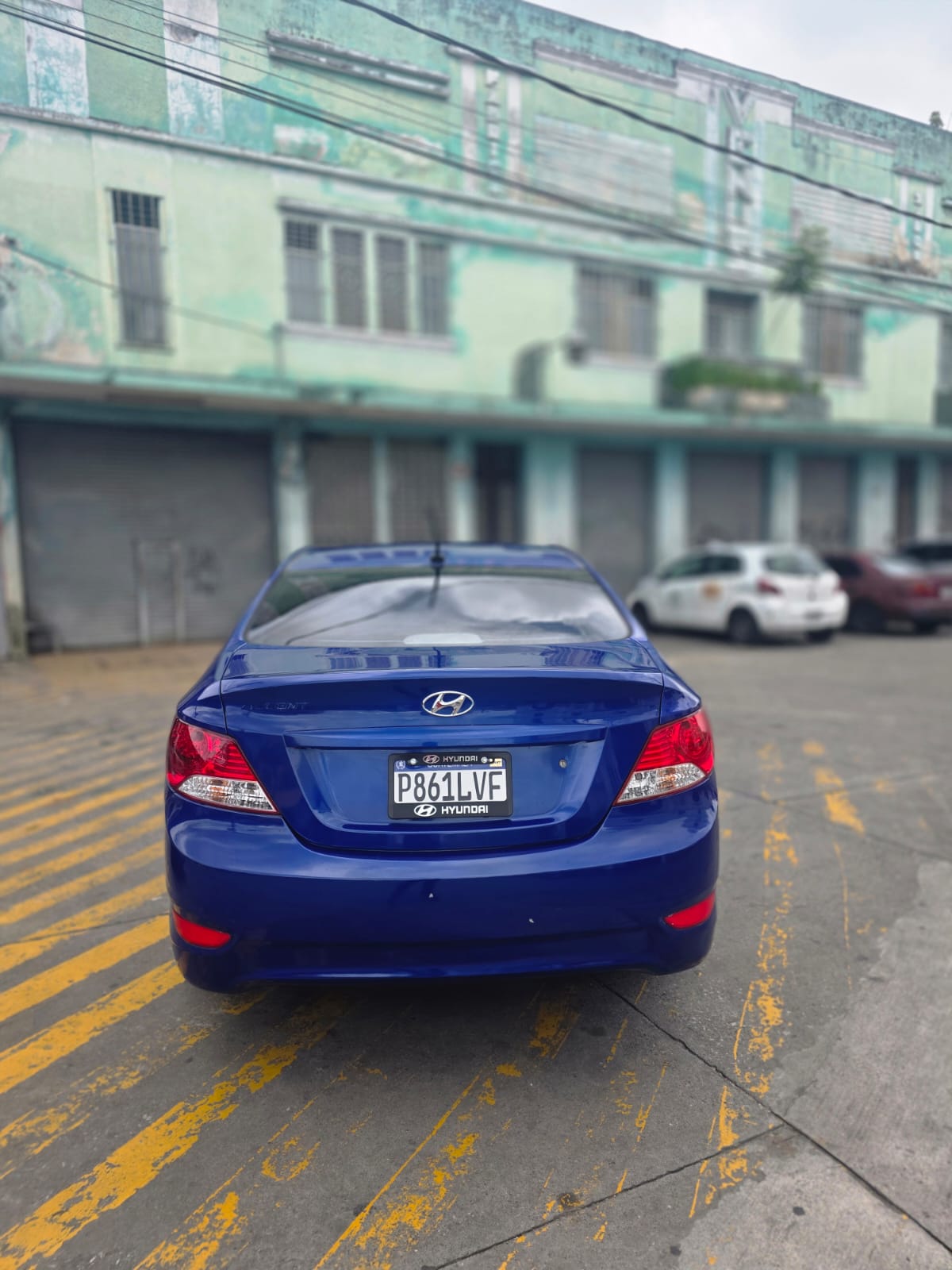 HYUNDAI ACCENT 2012