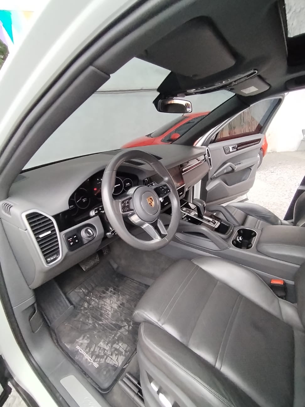 PORSCHE CAYENNE 2019