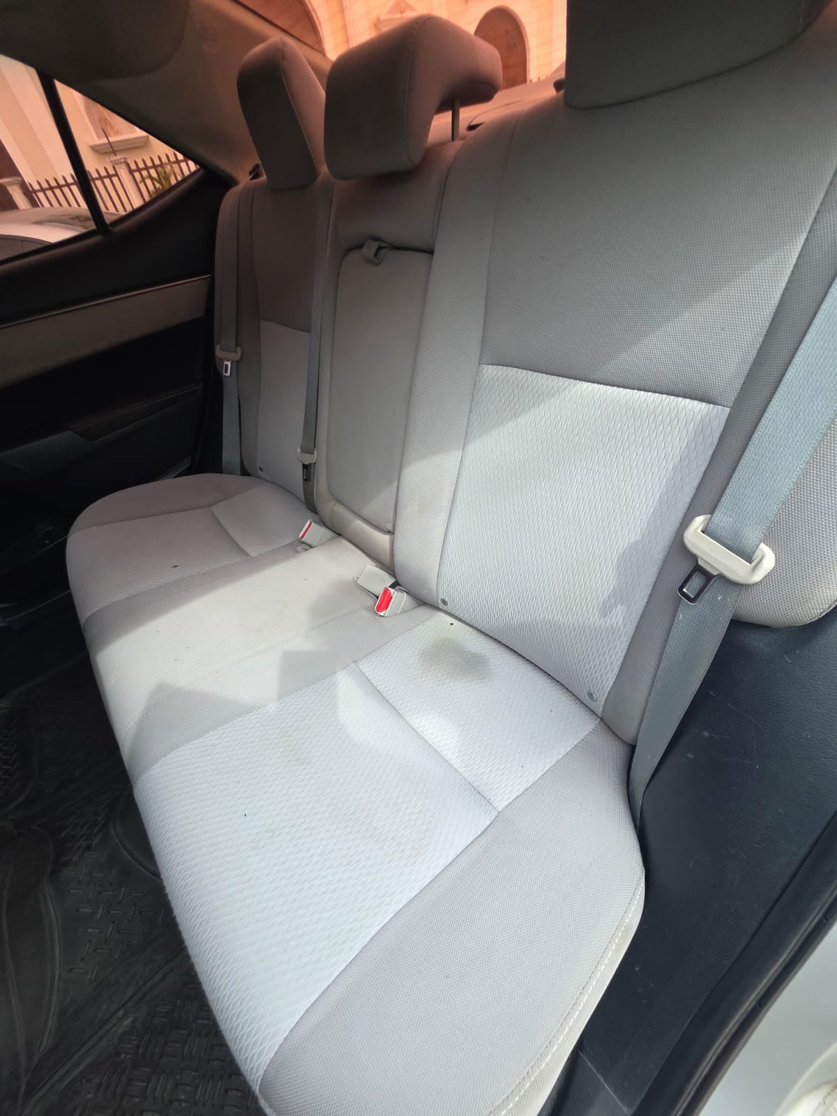 TOYOTA COROLLA LE 2016