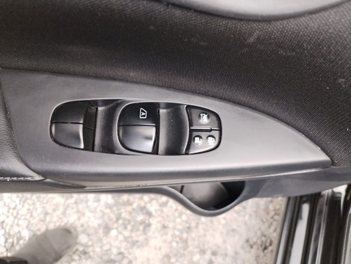 NISSAN SENTRA 2018