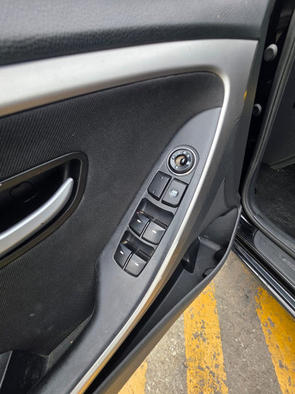 HYUNDAI ELANTRA GT 2013