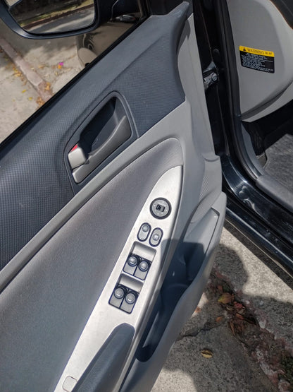 HYUNDAI ACCENT SE 2016