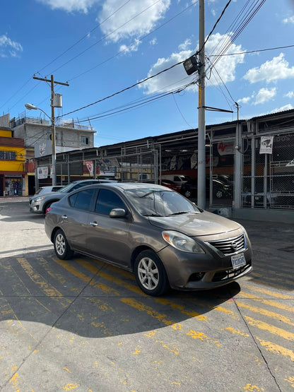 NISSAN VERSA 2012