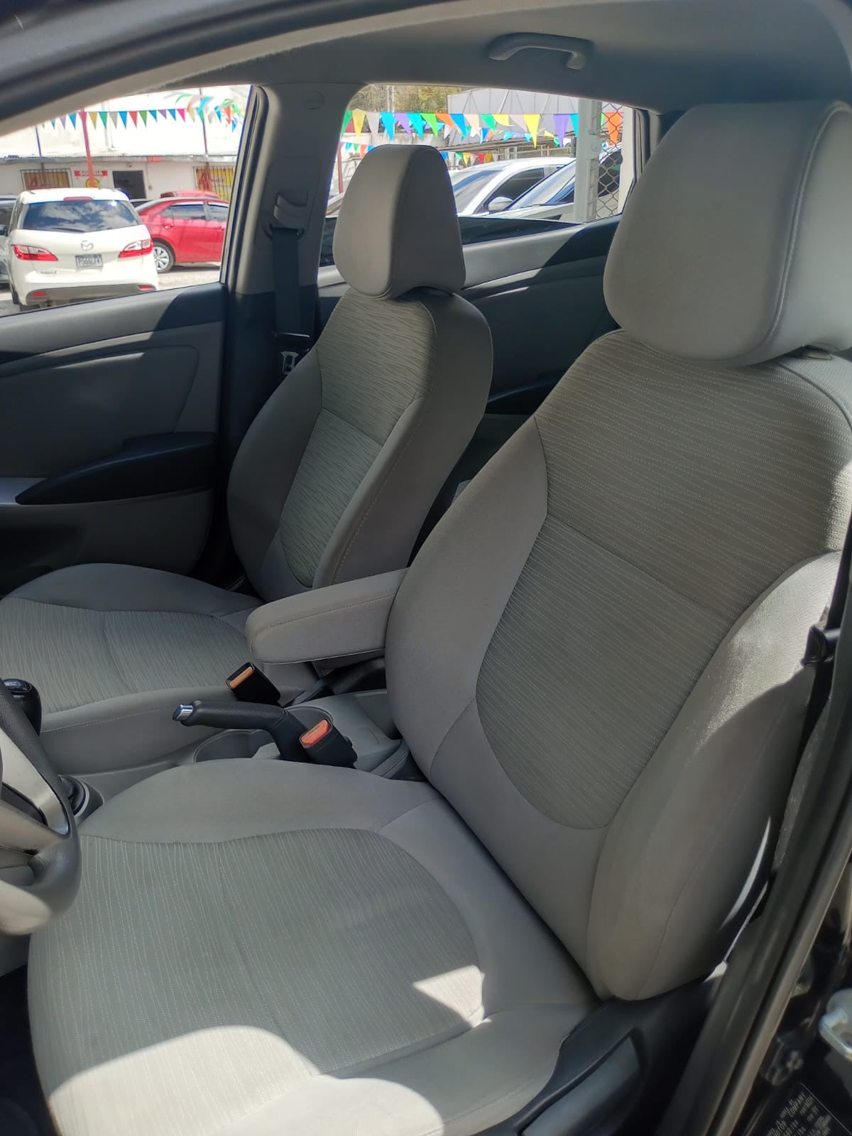 HYUNDAI ACCENT SE 2016