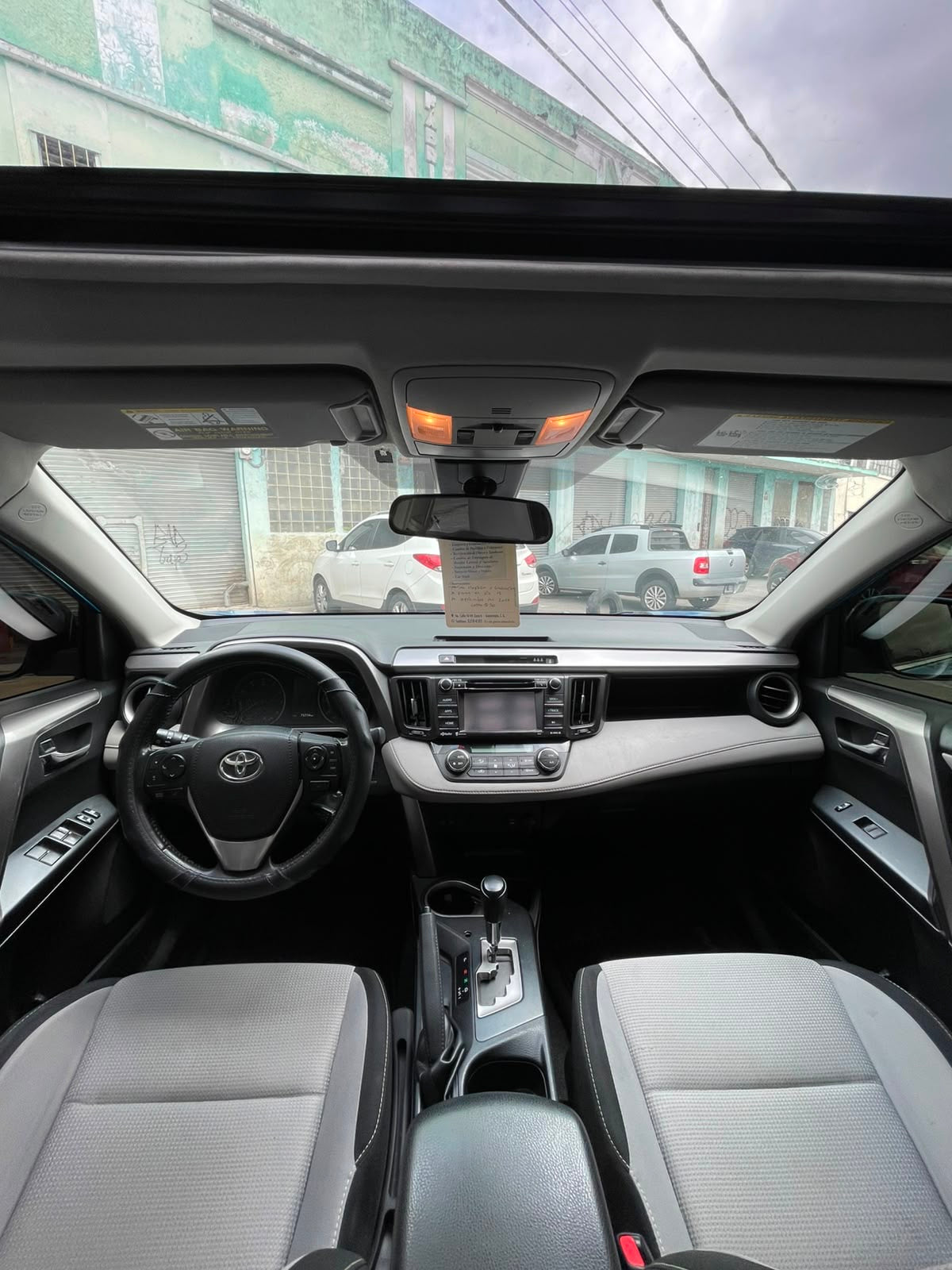 TOYOTA RAV4 2017