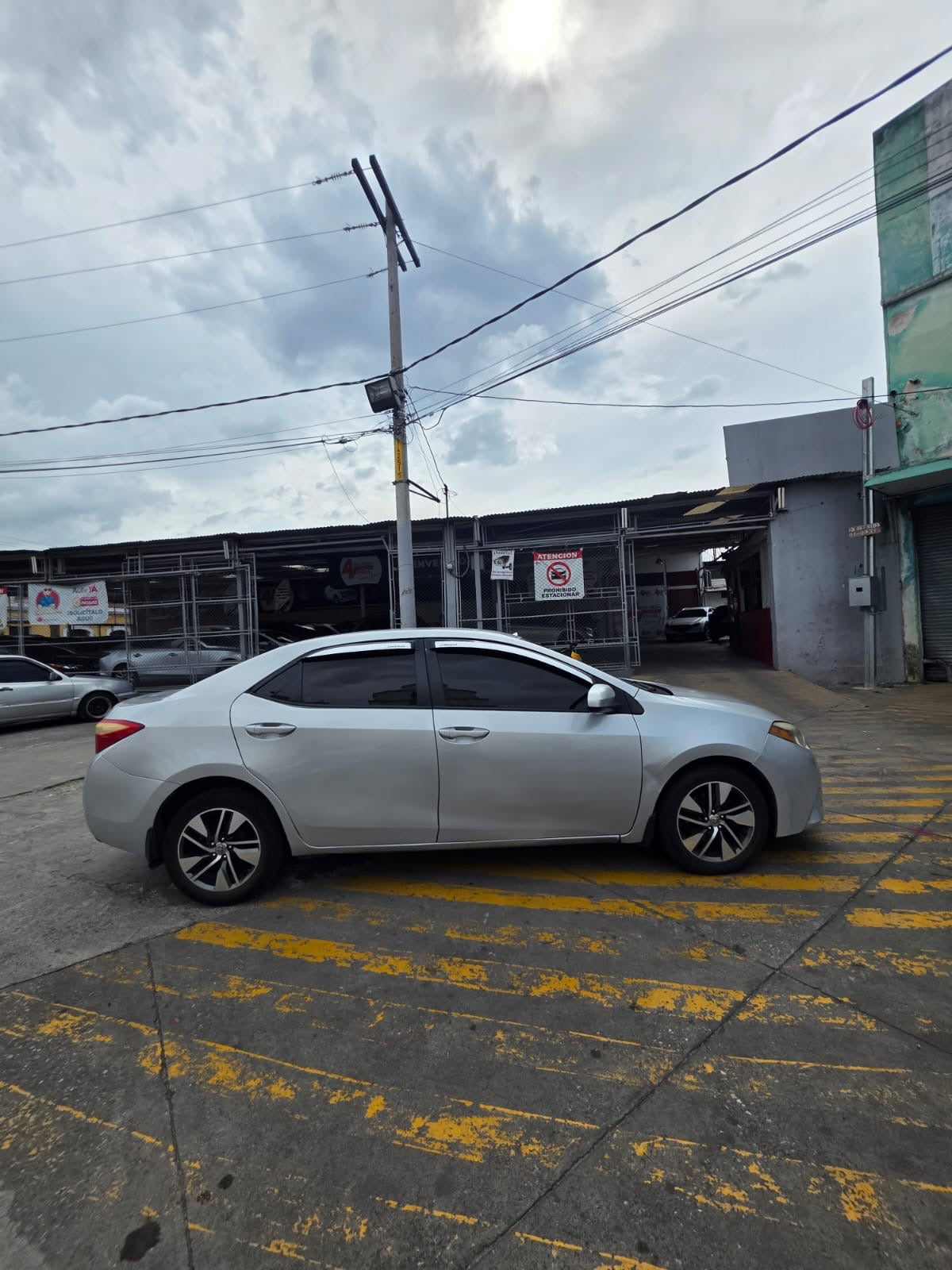 TOYOTA COROLLA LE 2016
