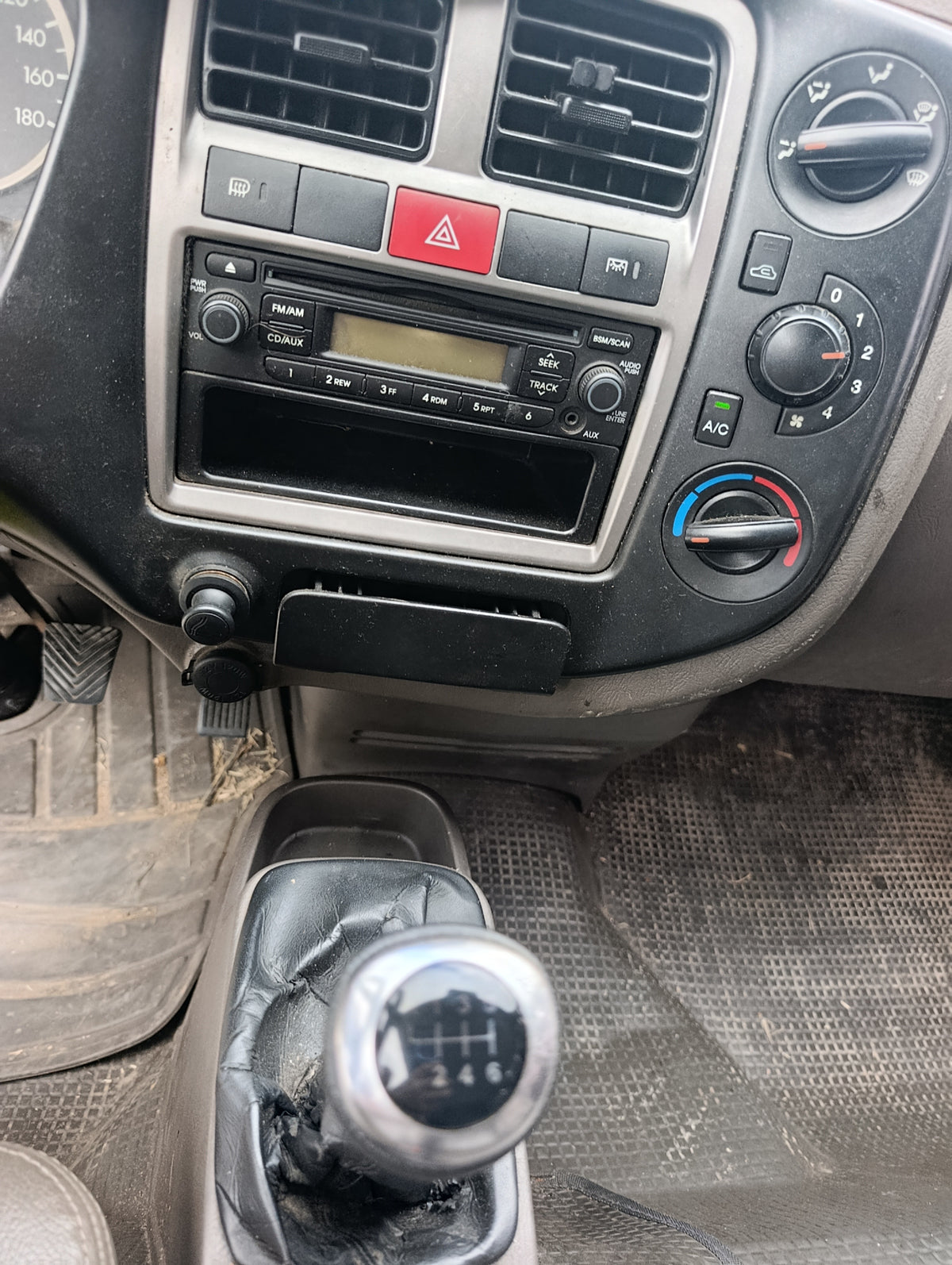 HYUNDAI PORTER 2013