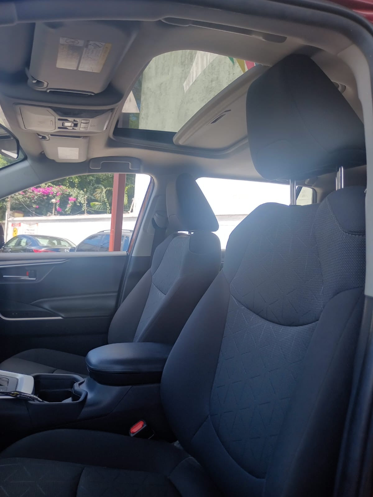 TOYOTA RAV4 HYBRID XLE AWD 2021