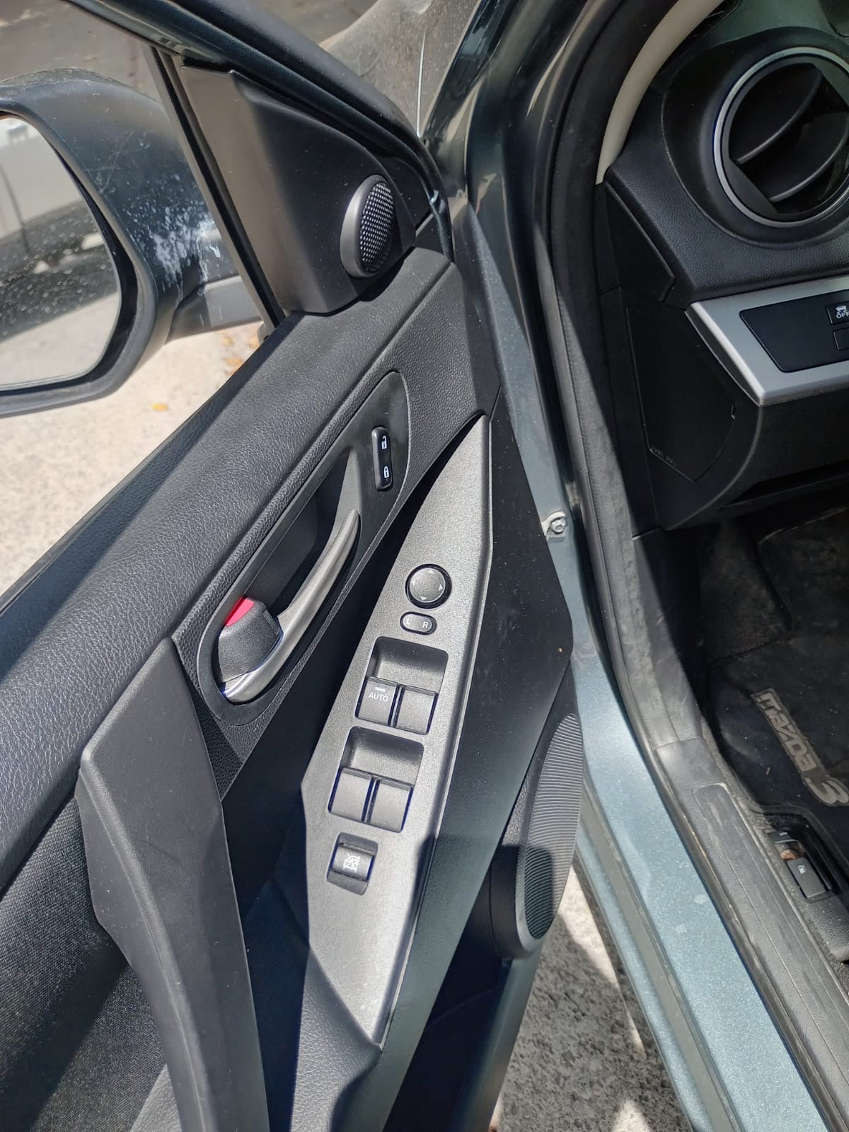 MAZDA 3i TOURING 2013