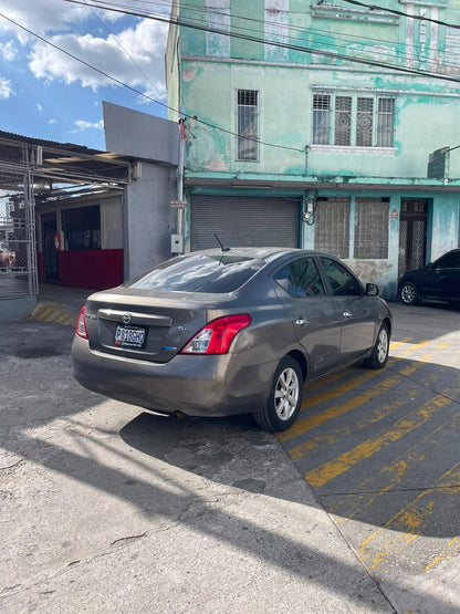 NISSAN VERSA 2012