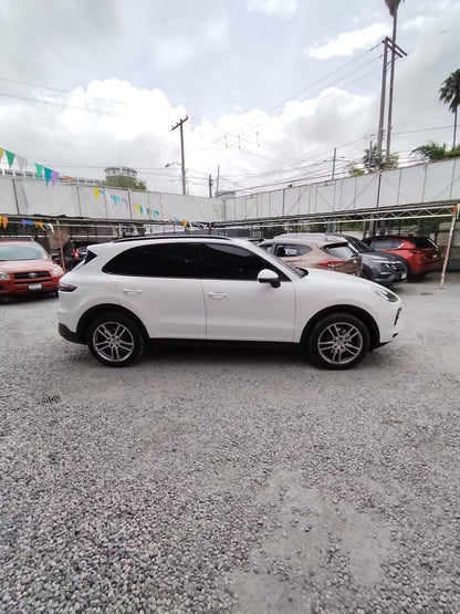 PORSCHE CAYENNE 2019