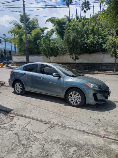 MAZDA 3i TOURING 2013