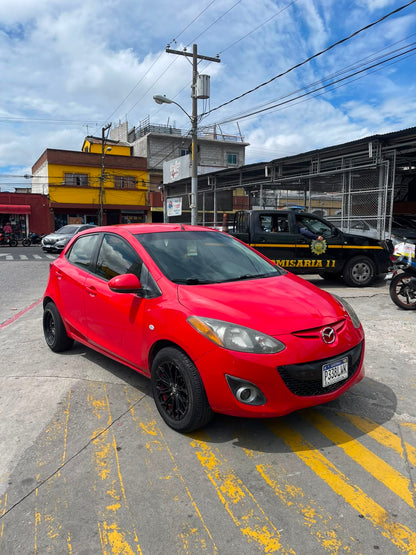 MAZDA 2 2014