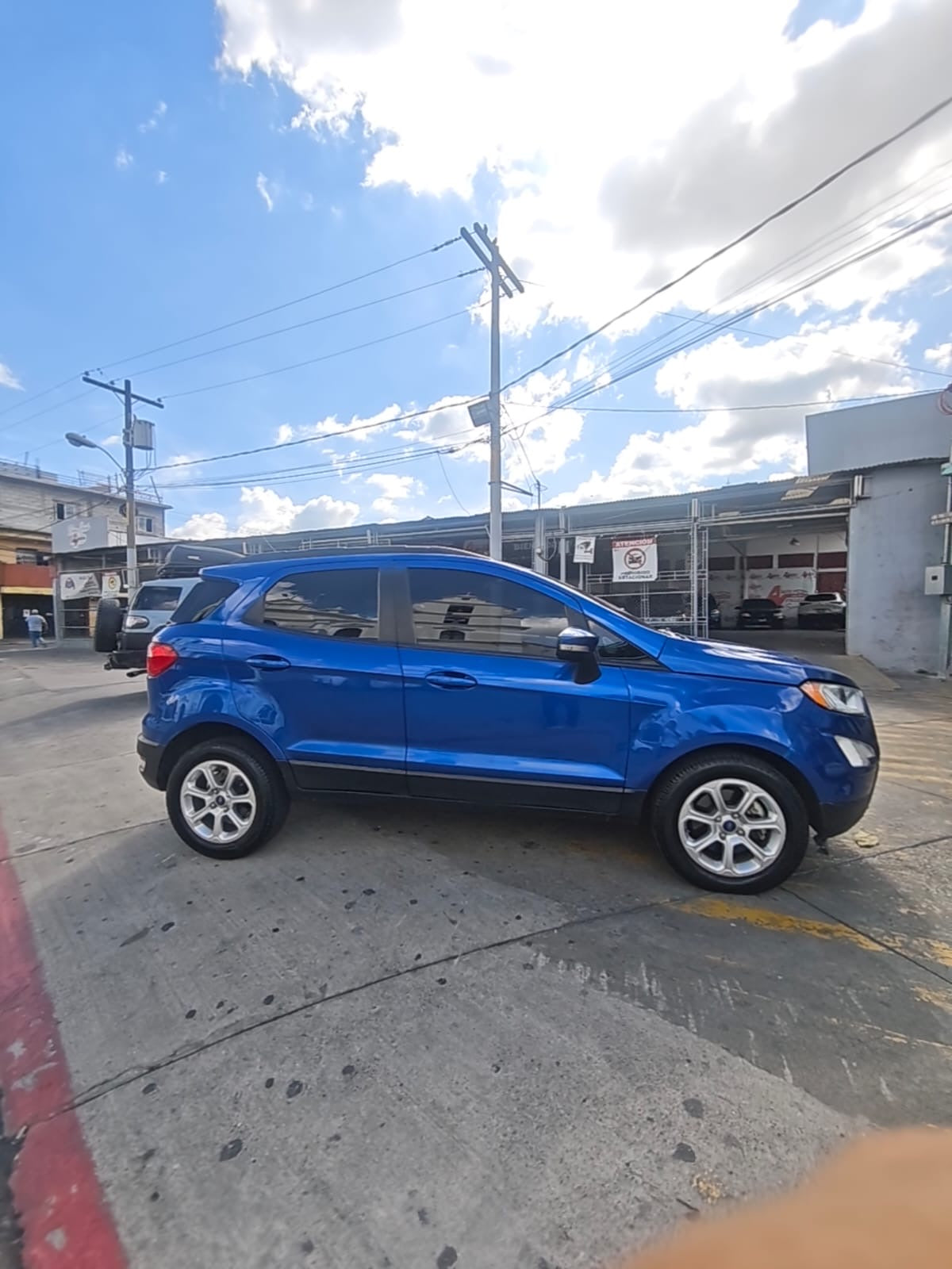 FORD ECOSPORT SE 2WD