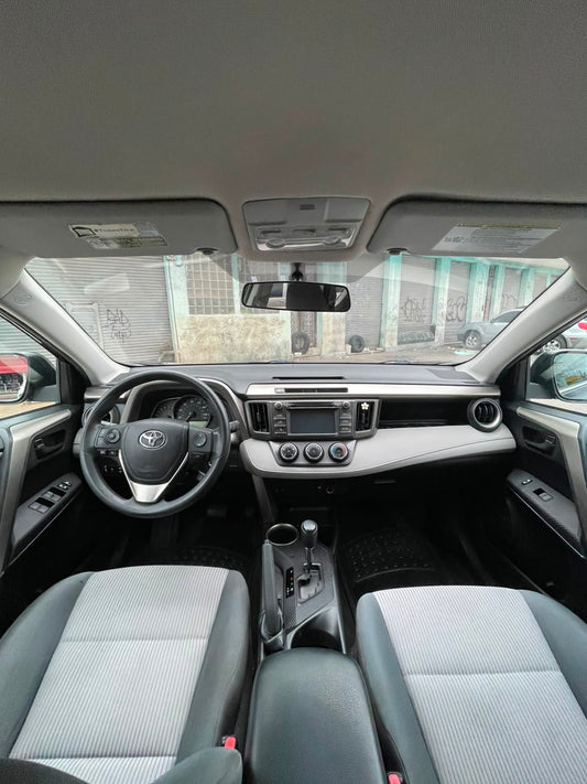 TOYOTA RAV LE 2015