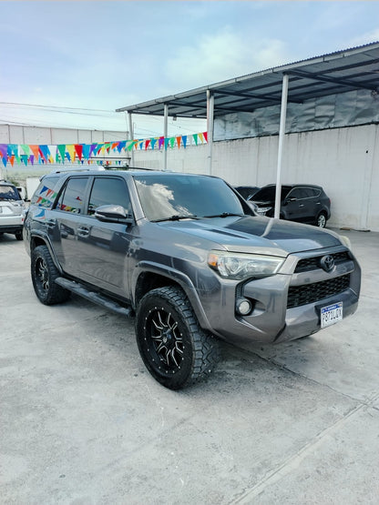 TOYOTA 4RUNNER 2018
