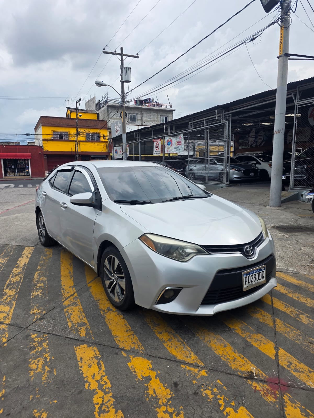 TOYOTA COROLLA LE 2016