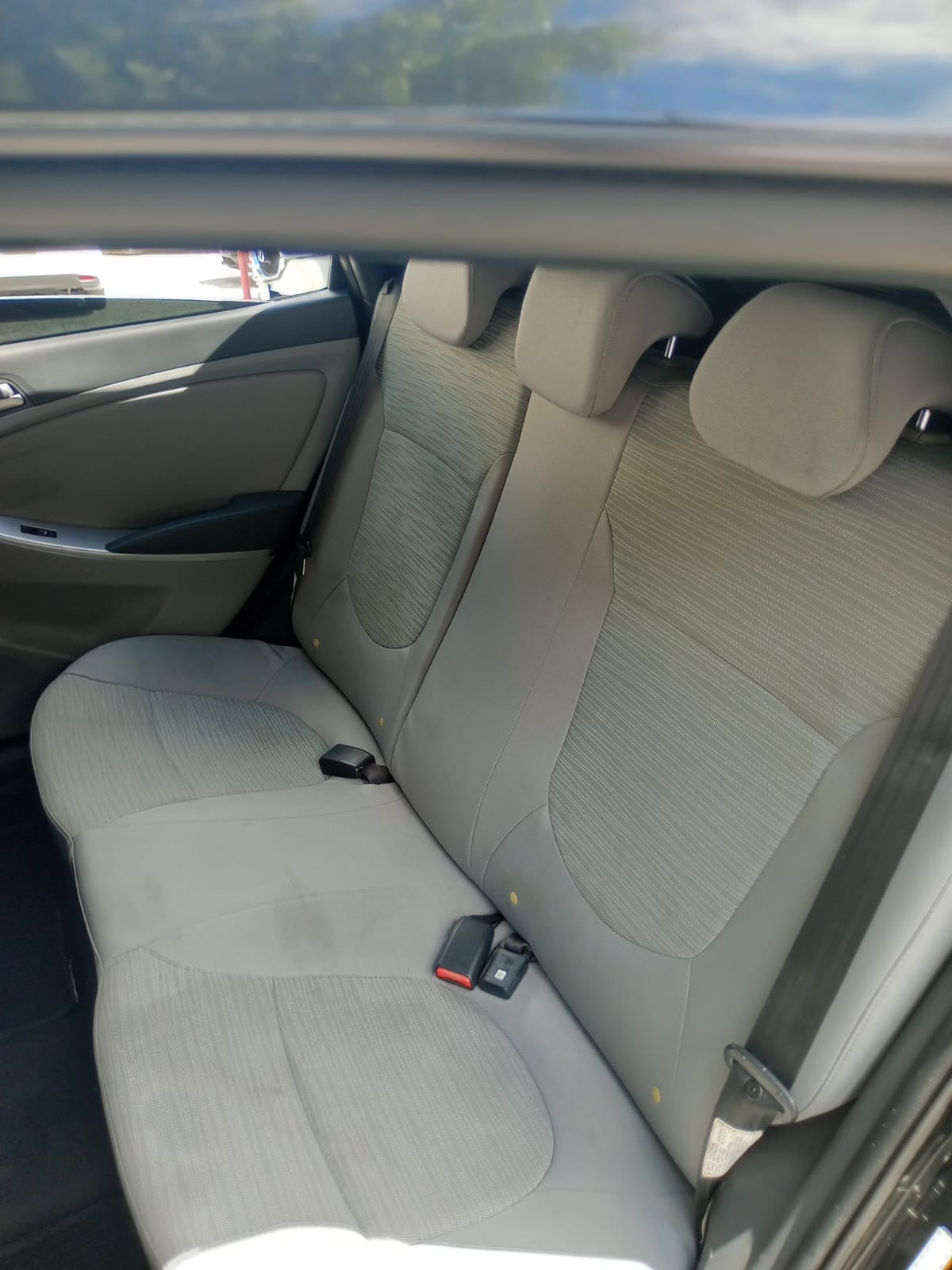 HYUNDAI ACCENT SE 2016