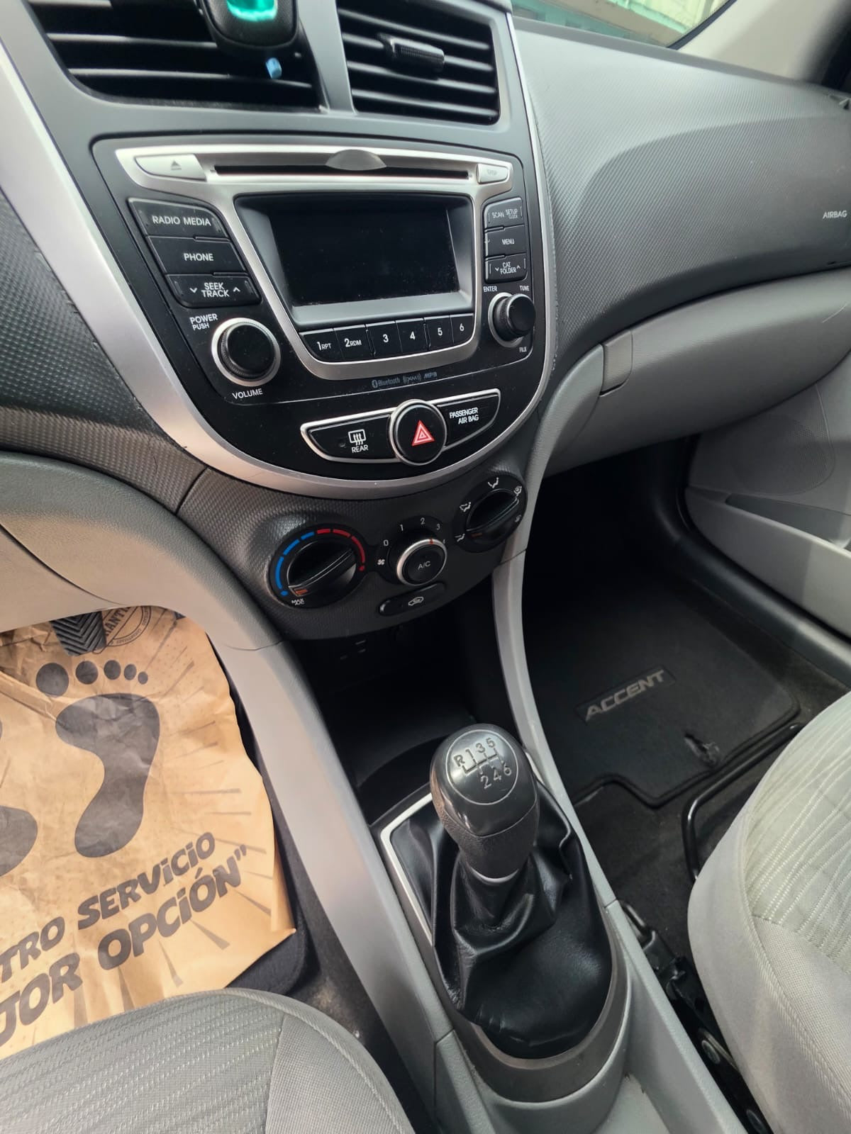 HYUNDAI ACCENT GLS 2015