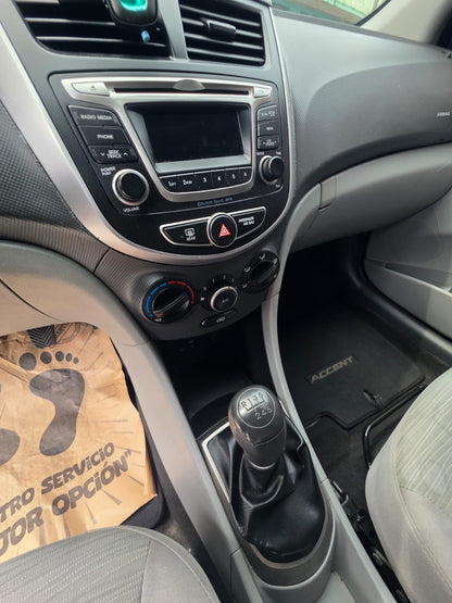 HYUNDAI ACCENT GLS 2015