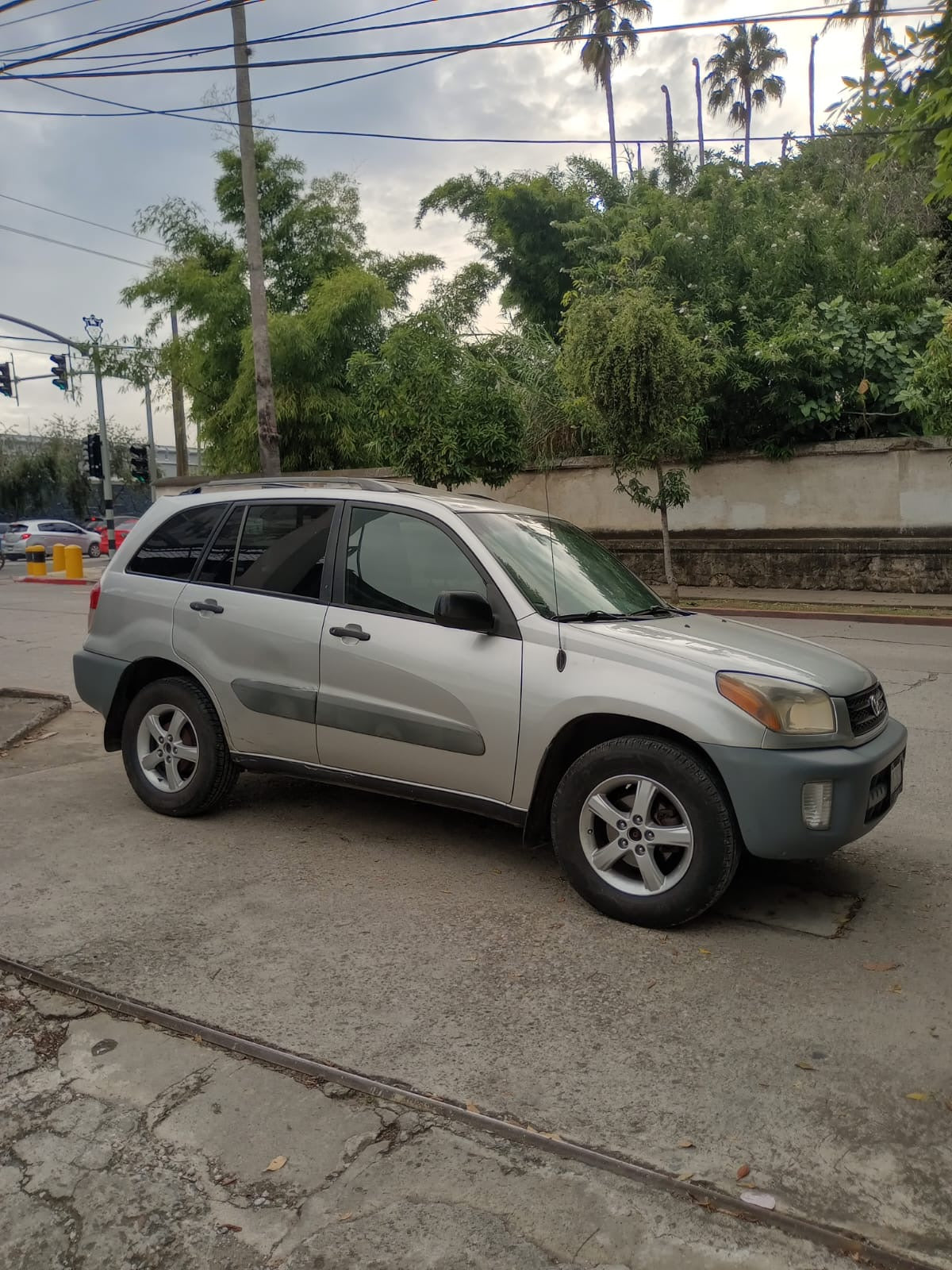TOYOTA RAV4 4x2 2001