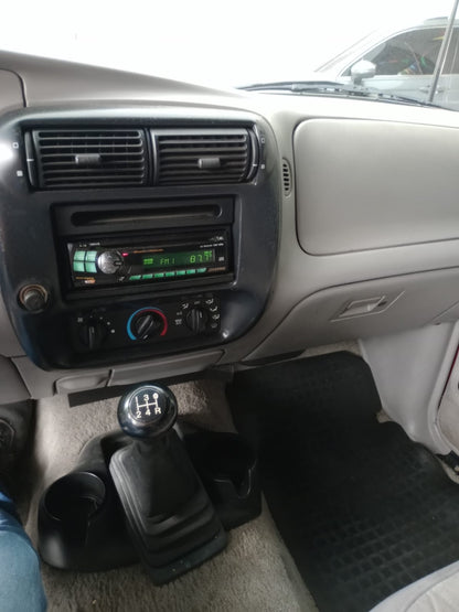 MAZDA B-2300 4X4 SE CAB PLUS