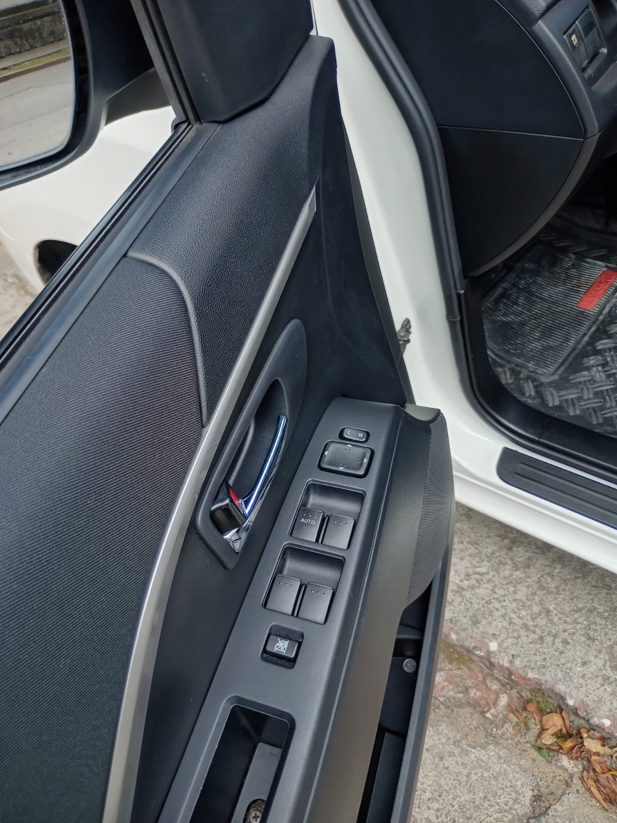 MAZDA 5 2017