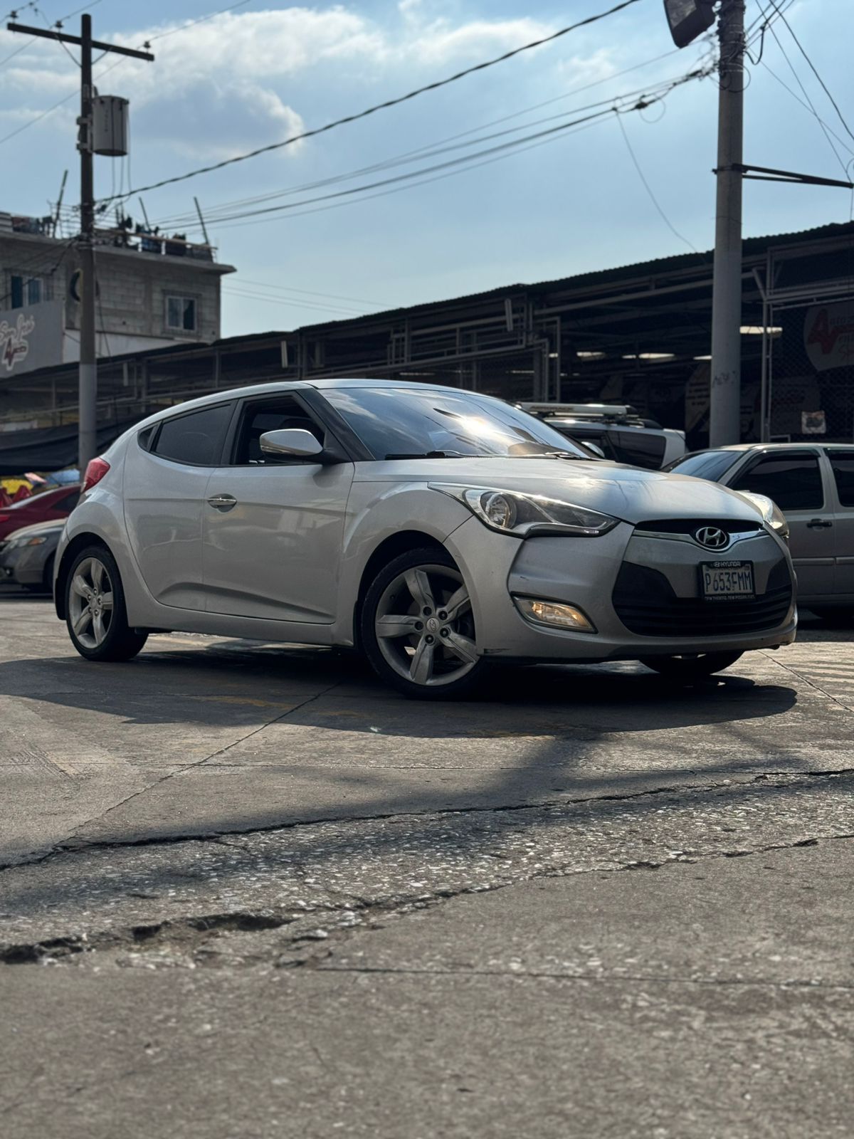 HYUNDAI VELOSTER 2013