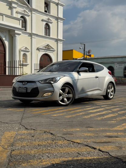 HYUNDAI VELOSTER 2013