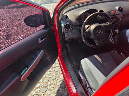 MAZDA 2 2013