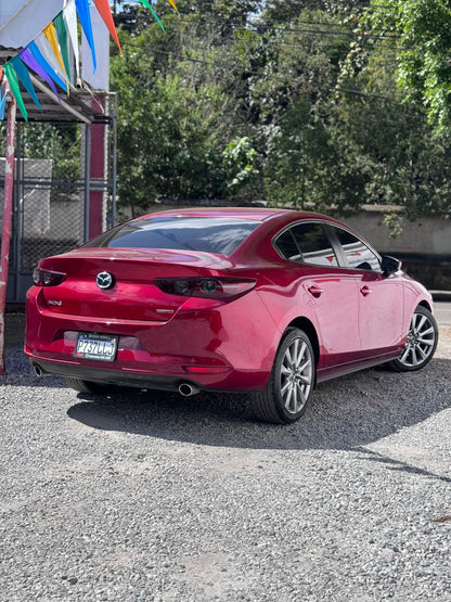 MAZDA 3 PREFERED PLUS 2019