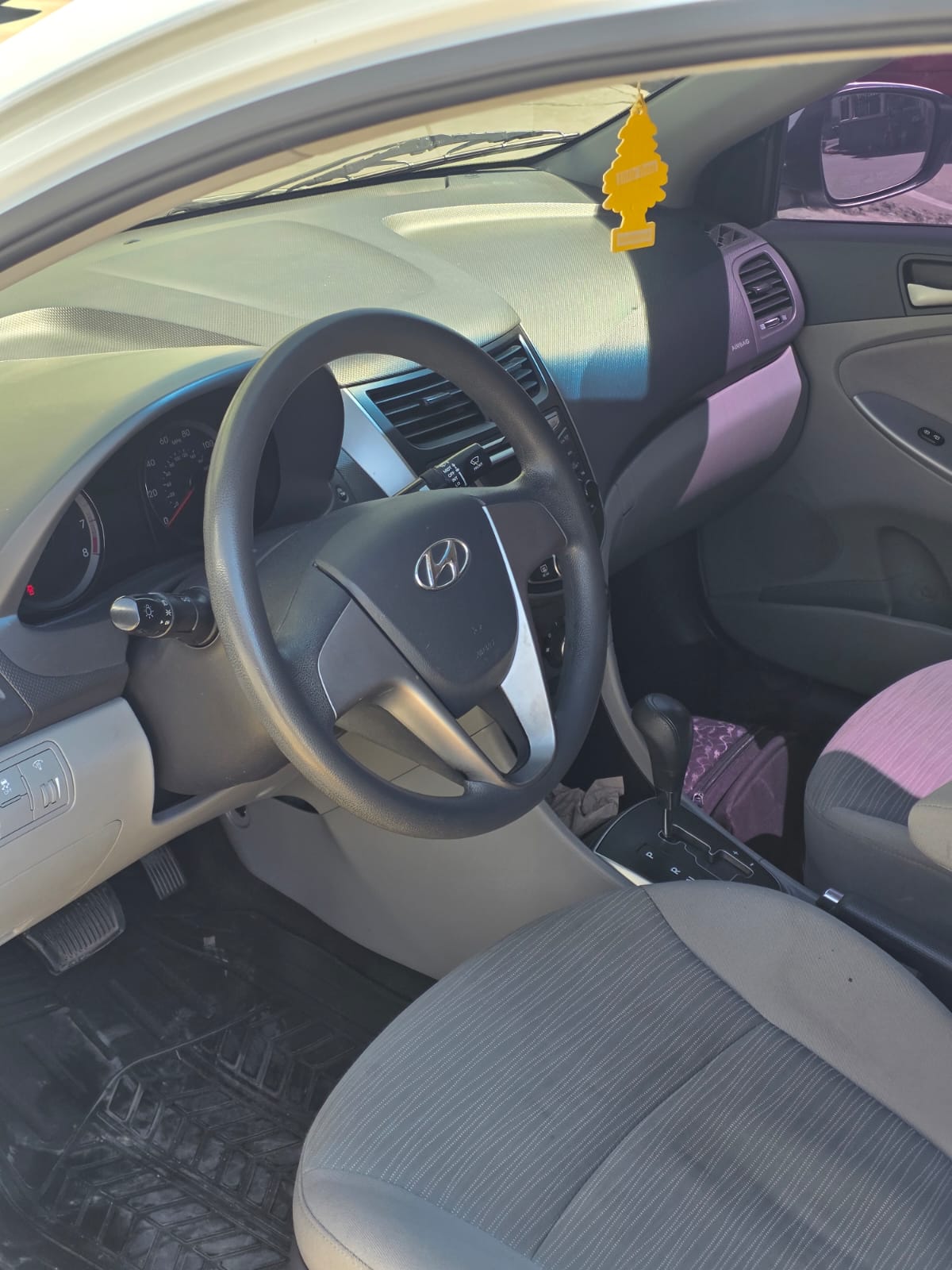 HYUNDAI ACCENT SE 2016