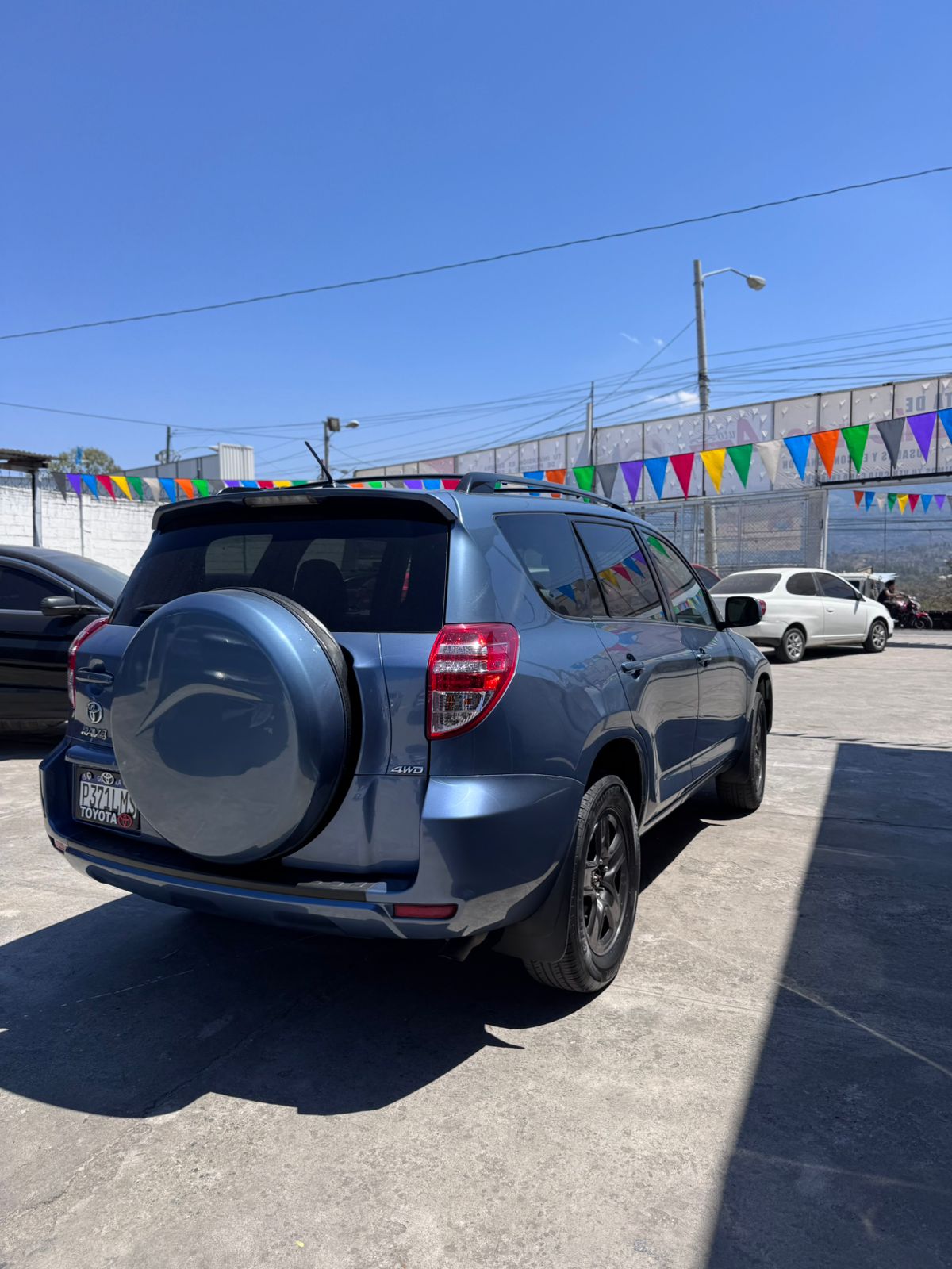 TOYOTA RAV4 2012