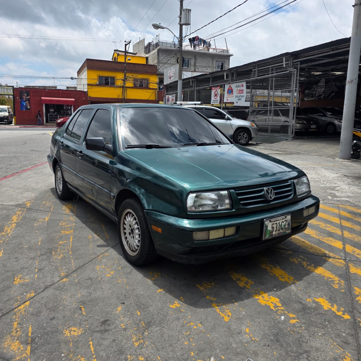 VOLKSWAGEN JETTA GL 1996