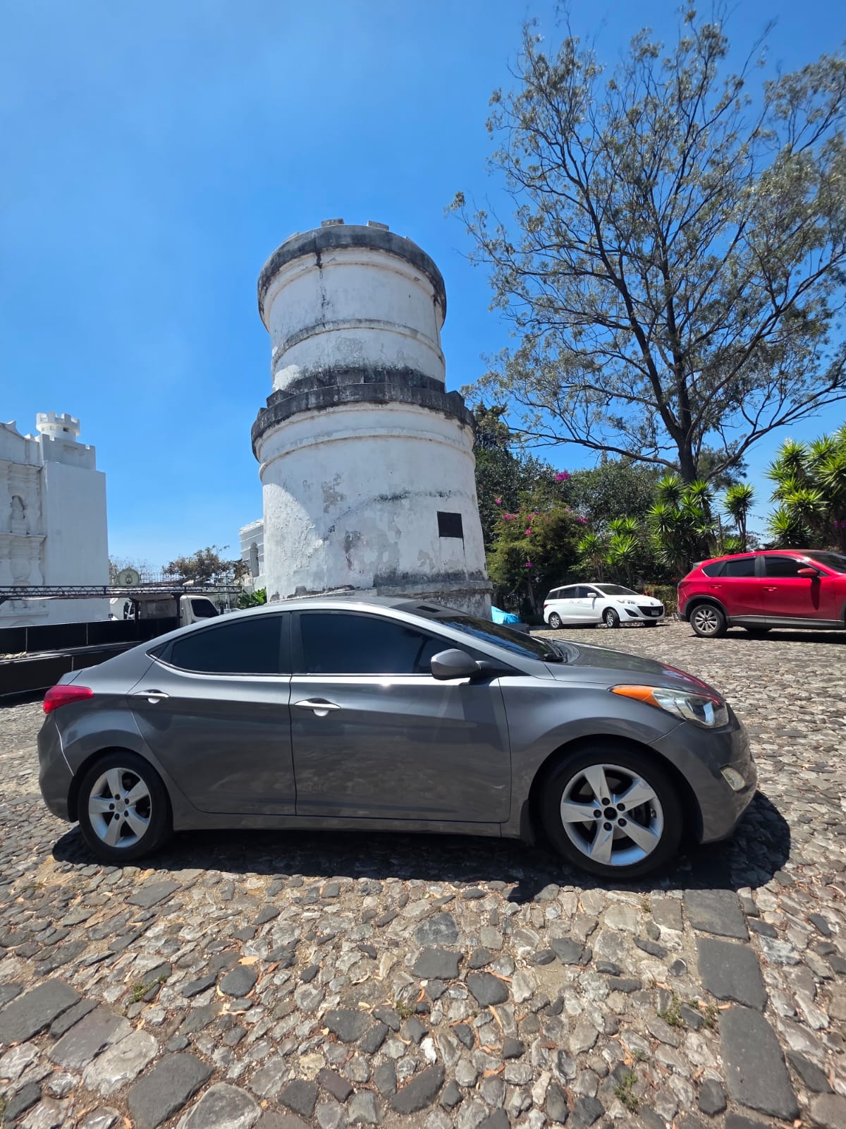 HYUNDAI ELANTRA 2013