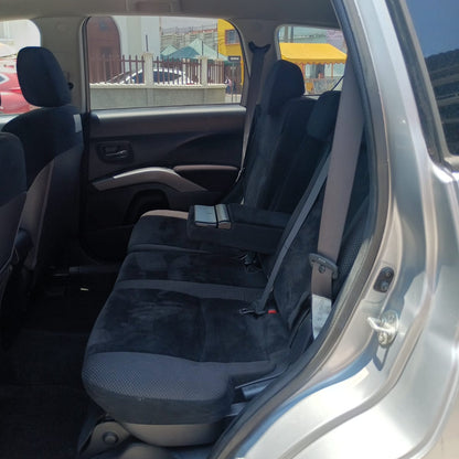 MITSUBISHI OUTLANDER ES 4WD 2010