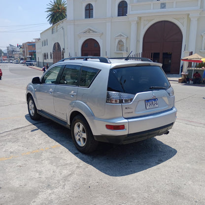 MITSUBISHI OUTLANDER ES 4WD 2010
