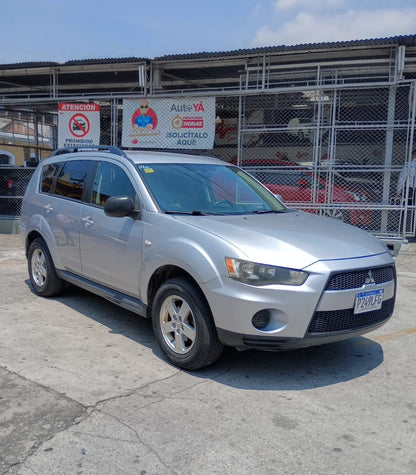 MITSUBISHI OUTLANDER ES 4WD 2010