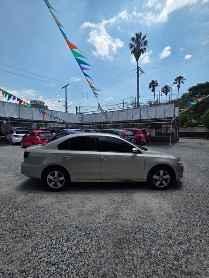 VOLKSWAGEN JETTA 2.0 2016