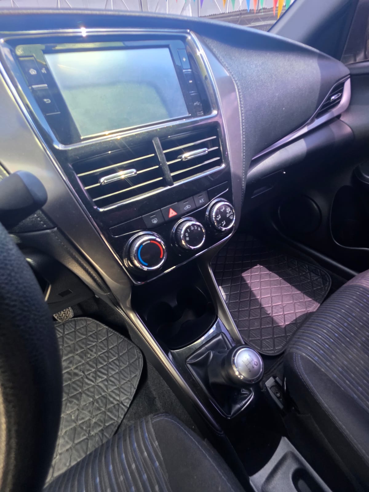 TOYOTA YARIS 2022