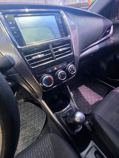 TOYOTA YARIS 2022