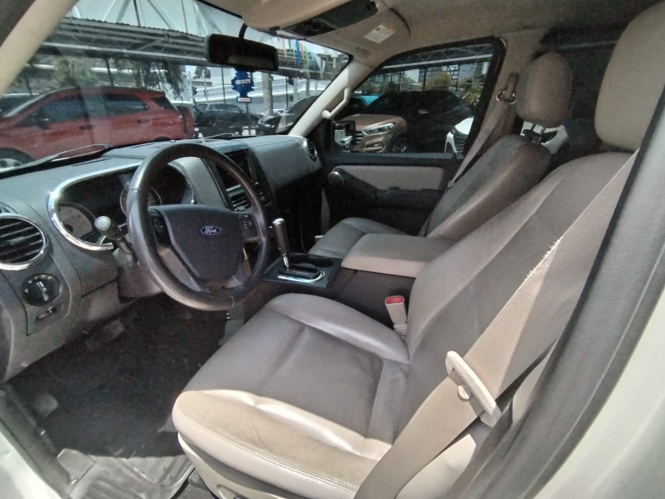 FORD EXPLORER XLT 2008