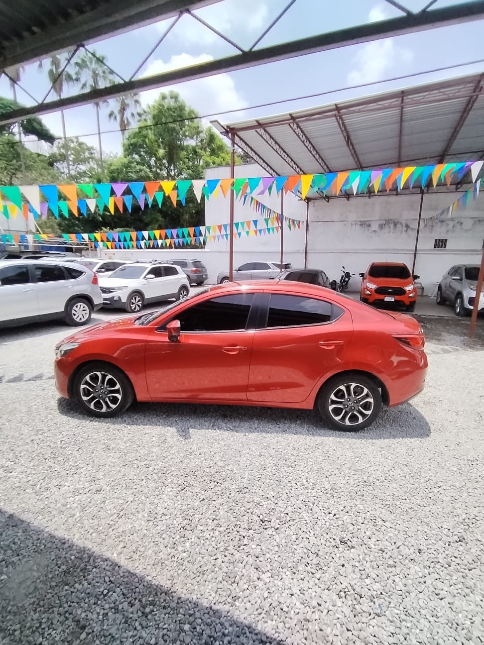 MAZDA SEDAN 2 2018