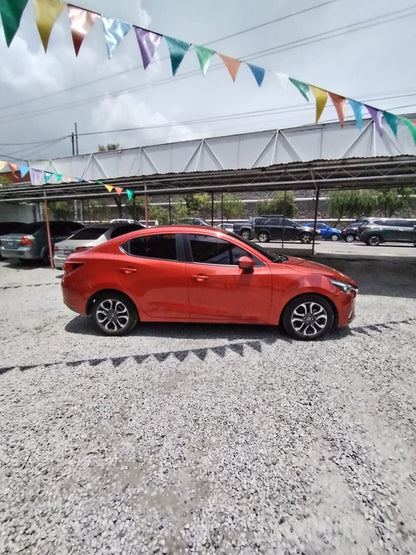 MAZDA SEDAN 2 2018