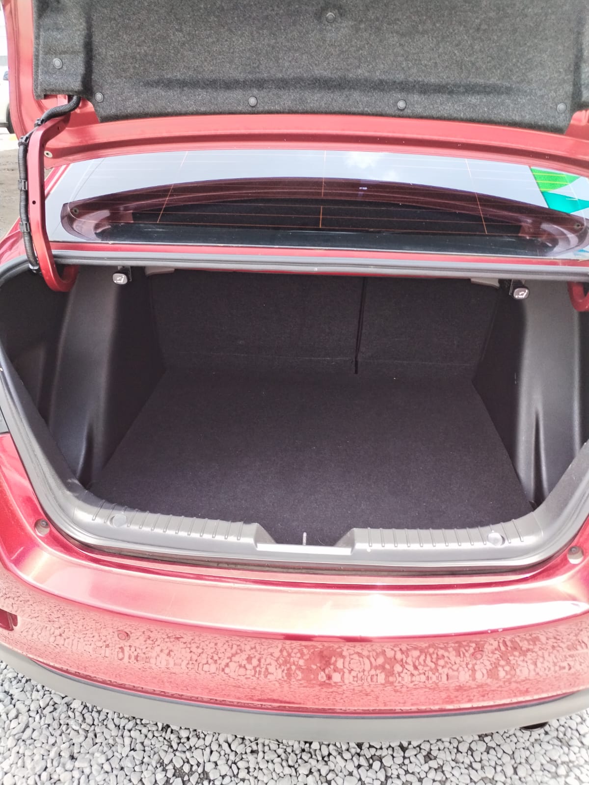 MAZDA SEDAN 2 2018