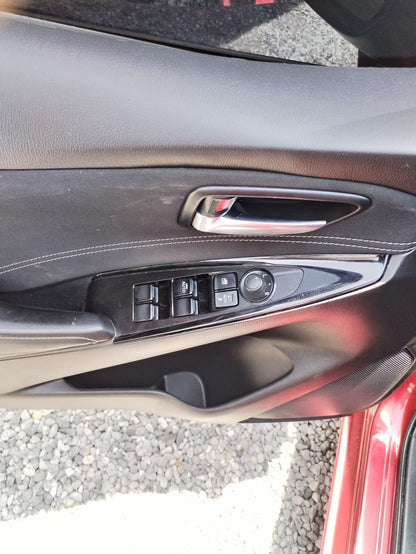 MAZDA SEDAN 2 2018