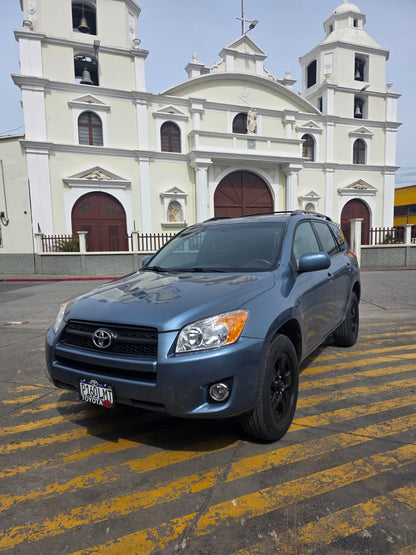 TOYOTA RAV4 4WD 2012
