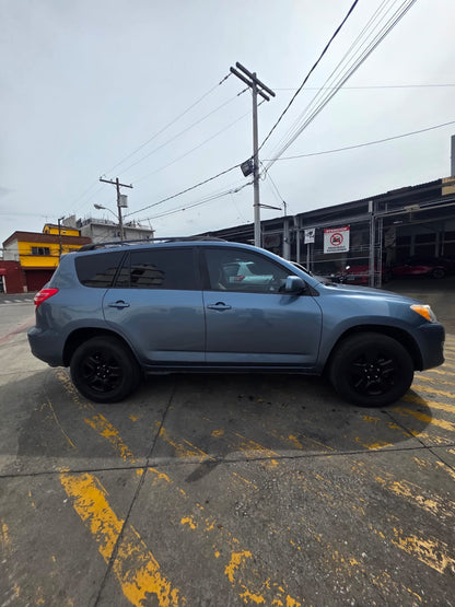 TOYOTA RAV4 4WD 2012